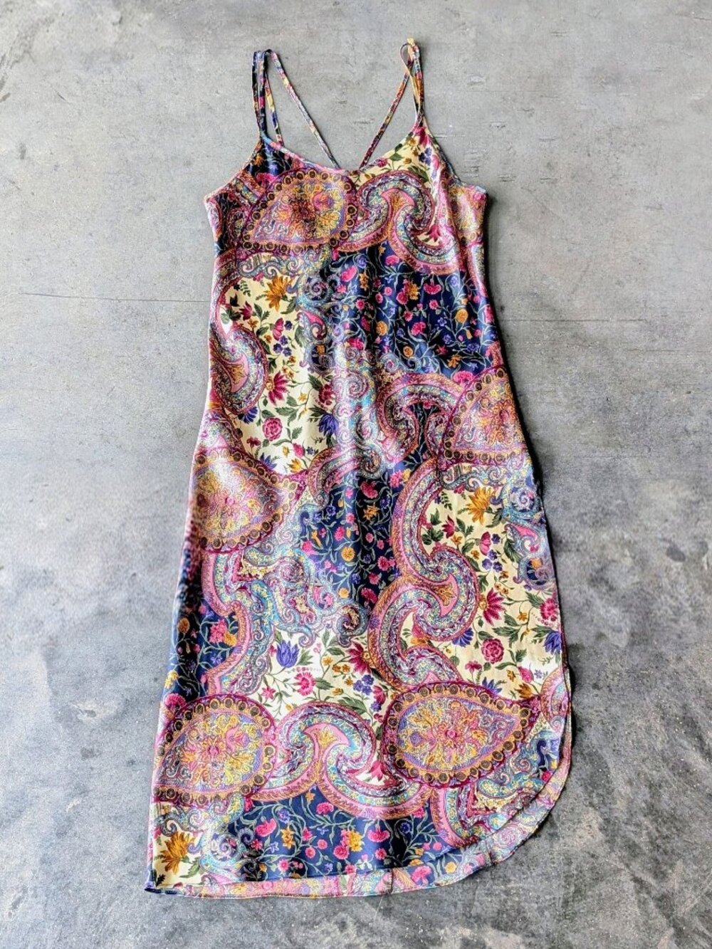 Vintage California Dynasty Colorful Paisley Satin Nightgown and Robe Set S/M